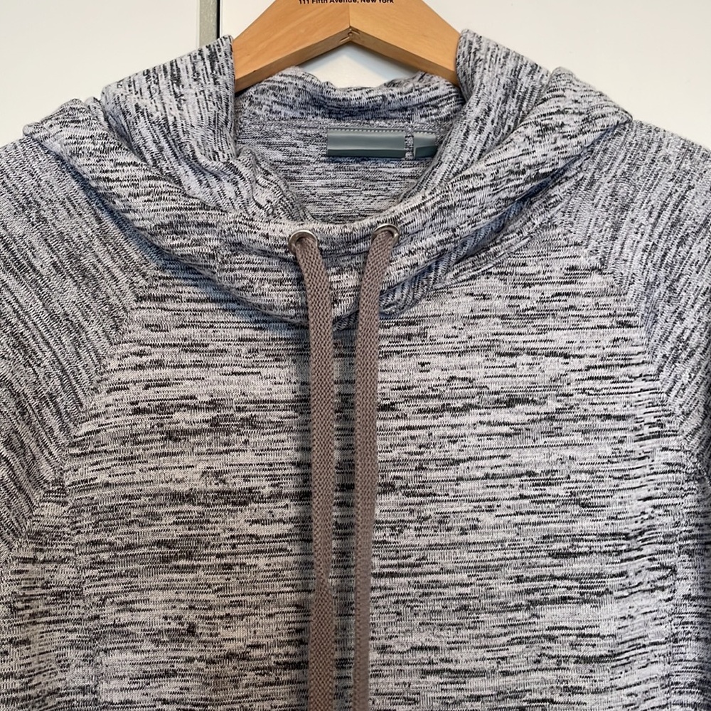 Athleta sweatshirt - Picture 7 of 7